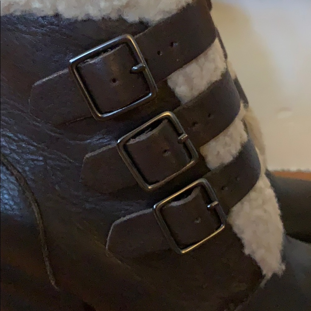NEW See by Chloe brown bootie shearling trim - Picture 8 of 16